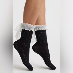 High Heel Jungle Lace Trim Crew Socks